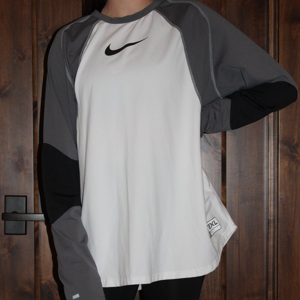 Nike Long Sleeve DriFit